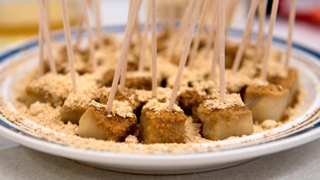 Kuzumochi-Japanese-dessert