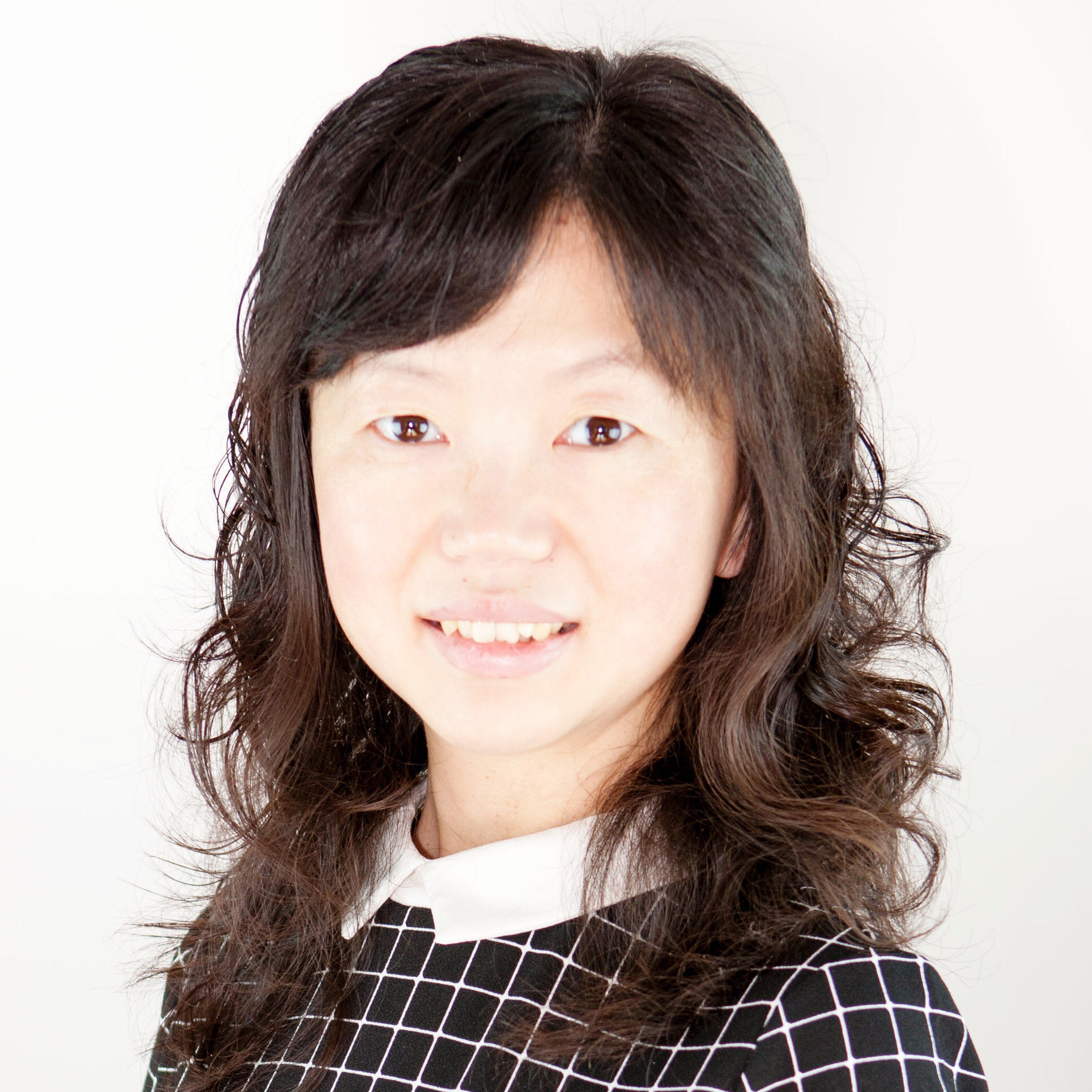 Headshot of Dr. Lina Ni